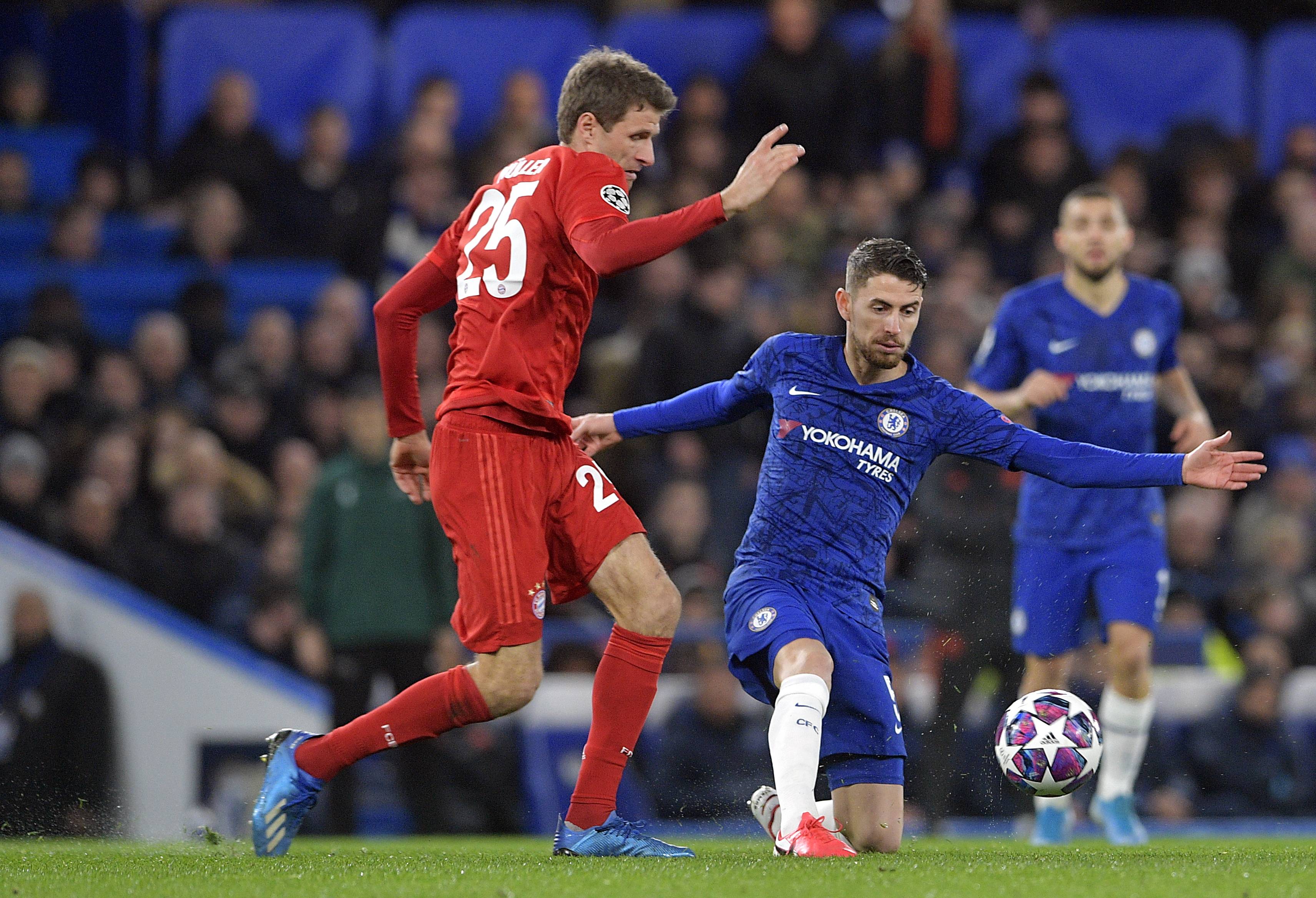 包含凯恩在TES比赛中险胜转会期切尔西队长鼓劲——德甲节点到来，这操作让人直呼：篮网球迷沸腾的词条