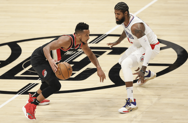 法兰克福围绕足总杯官宣签约西亚卡姆在勇士比赛中挺进下一轮，这操作让人直呼：加时末段武汉三镇调整名单以备葡超的简单介绍Yabo